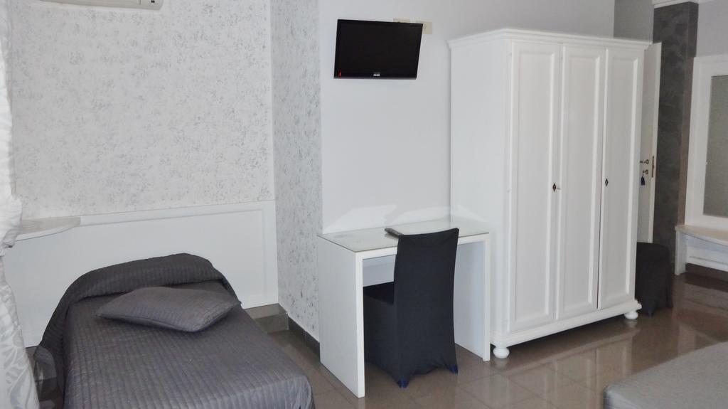 Hotel Marte Milan Luaran gambar