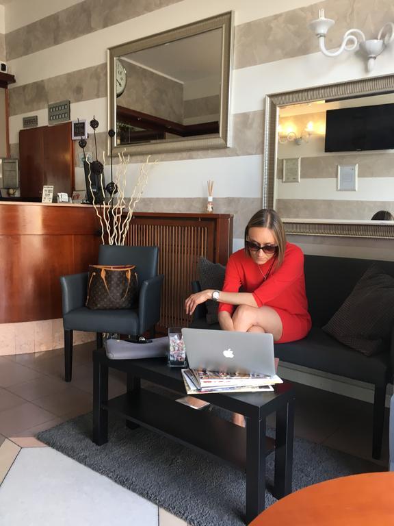 Hotel Marte Milan Luaran gambar