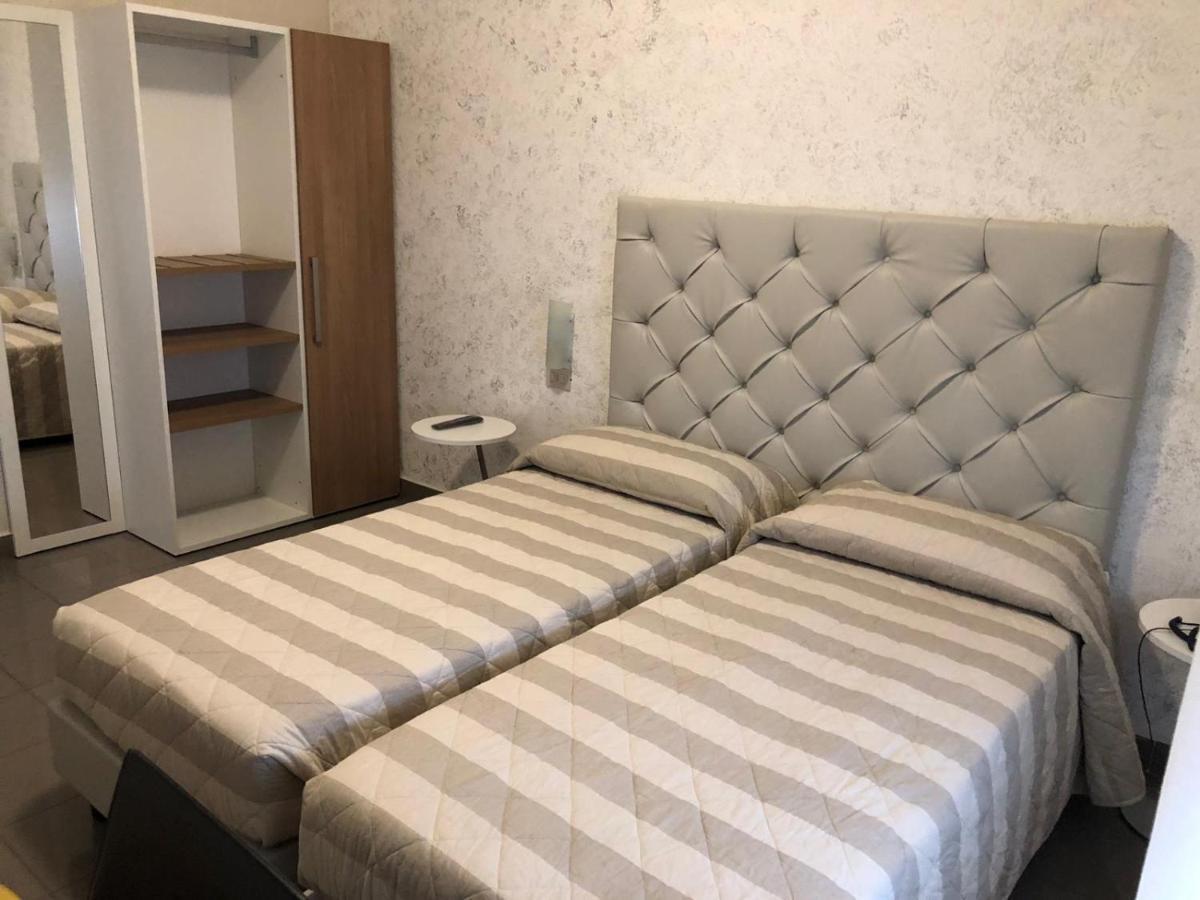 Hotel Marte Milan Luaran gambar